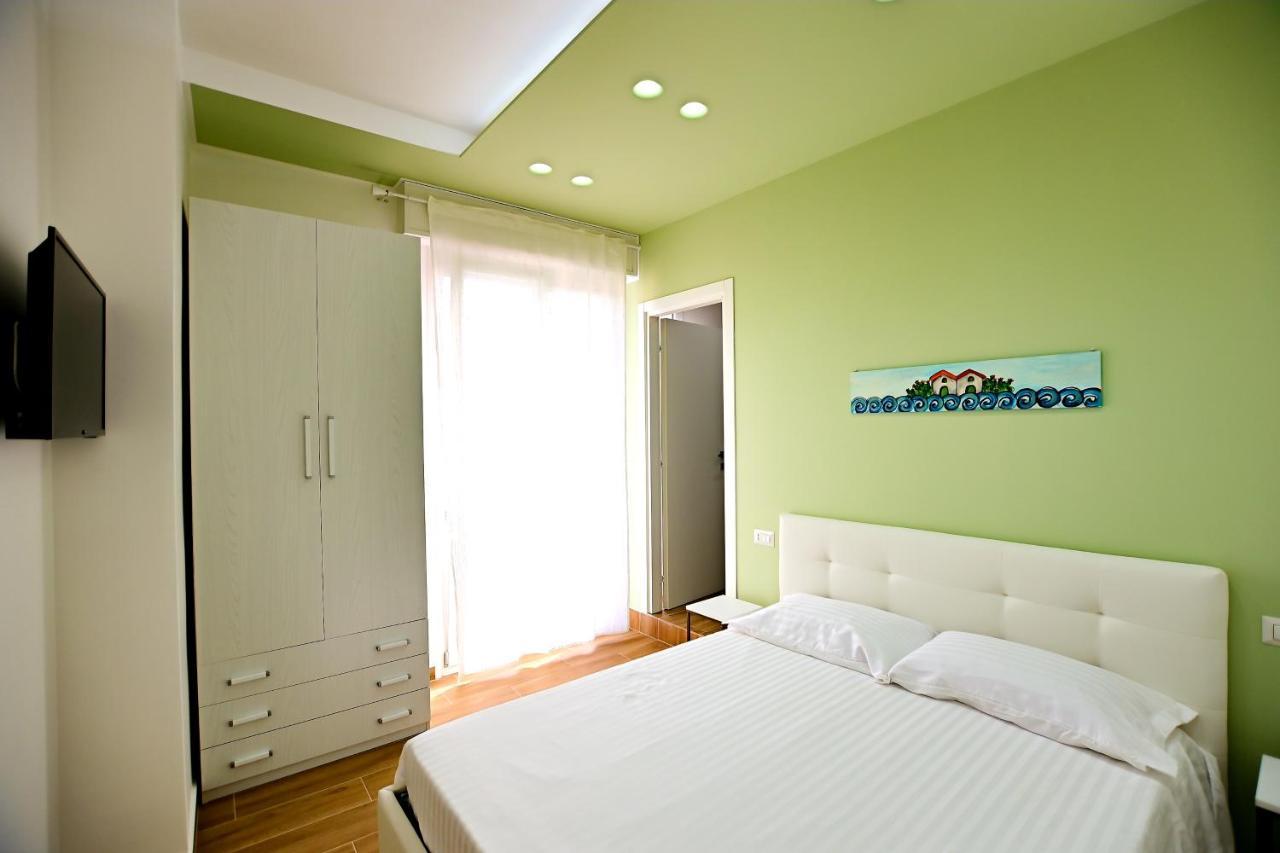 Kore Suites&Apartments 洛克里 外观 照片