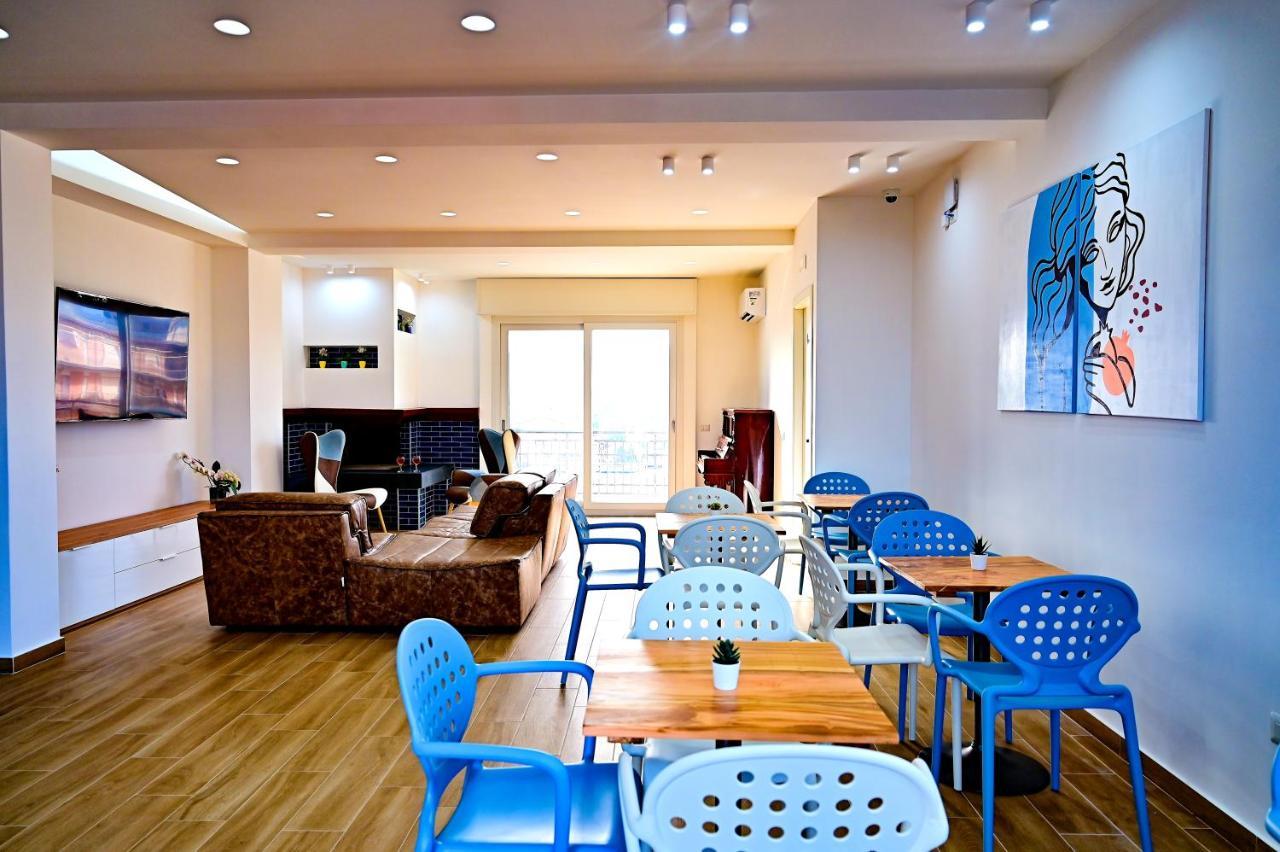 Kore Suites&Apartments 洛克里 外观 照片