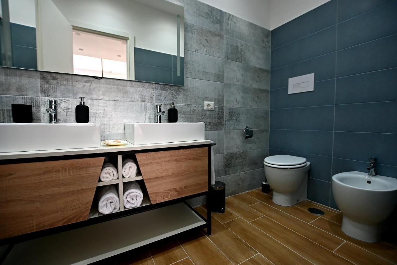 Kore Suites&Apartments 洛克里 外观 照片